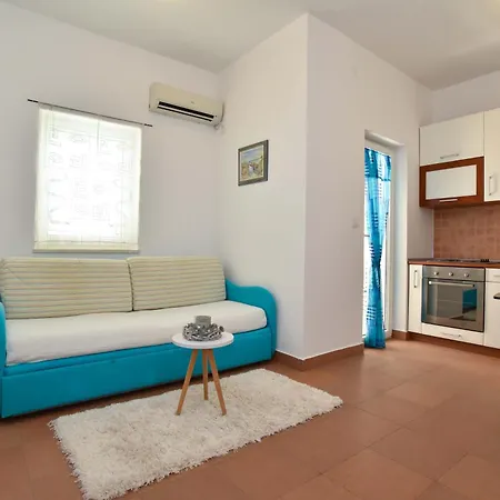 Blue Mare Apartment Petrovac Exterior photo